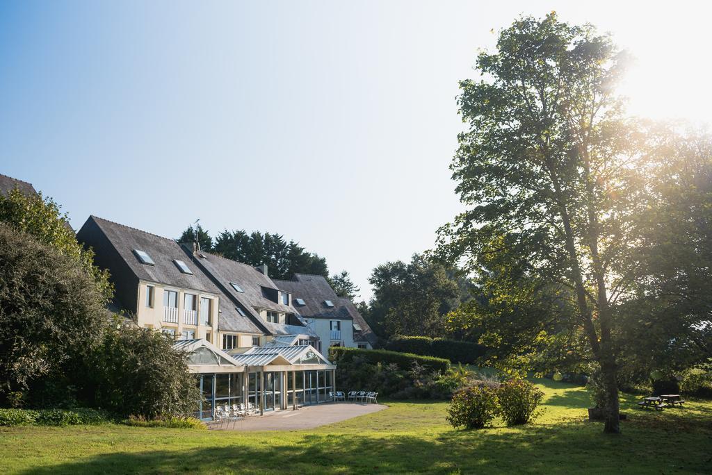 Latitude Ouest Hotel Restaurant & Spa Локронан Екстер'єр фото