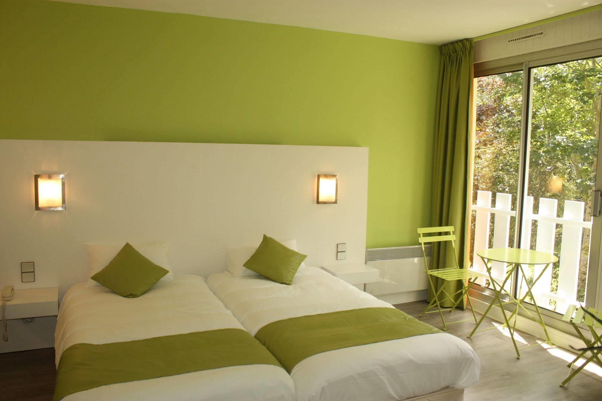 Latitude Ouest Hotel Restaurant & Spa Локронан Екстер'єр фото